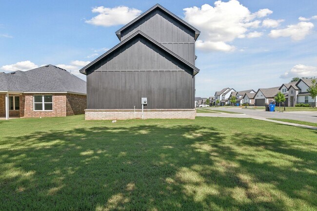 Building Photo - Welcome to this stunning new build in the desirable gated community of Broken Arrow, OK!