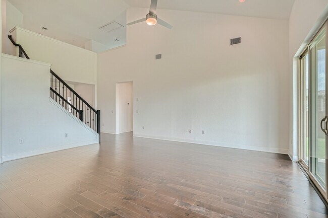 Building Photo - 16805 Lemonia Cove