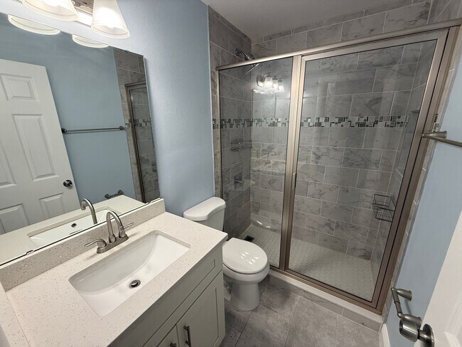 Building Photo - Charming 3 Bedroom 2 Bath Condo in Heart of Winter Springs