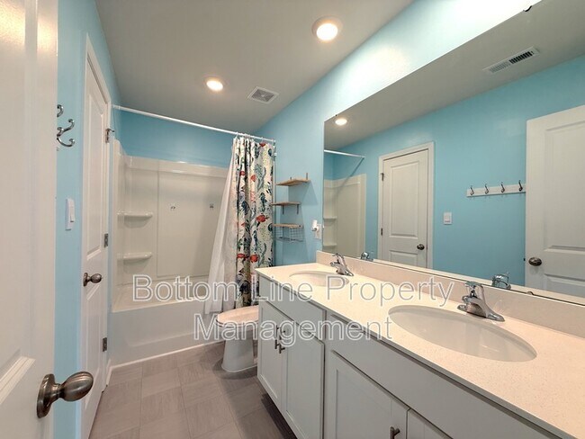 Building Photo - 347 Carolina Hemlock Dr