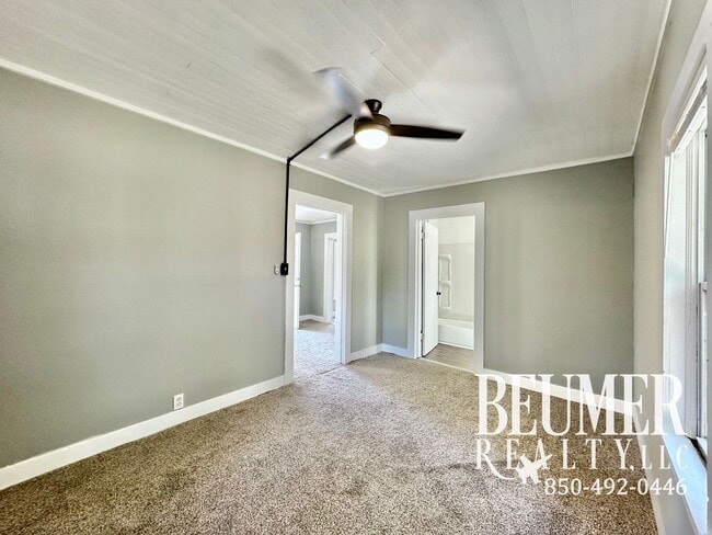 Building Photo - Charming + affordable 1/br 1/ba Cottage for rent