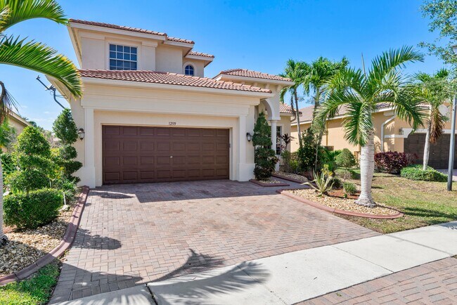 Building Photo - 12319 NW 77th Manor