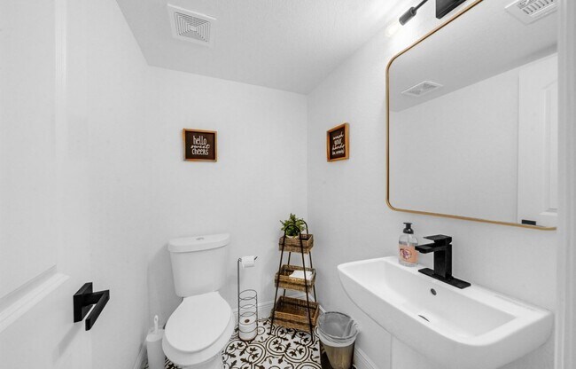 Building Photo - 3021 Prospect St