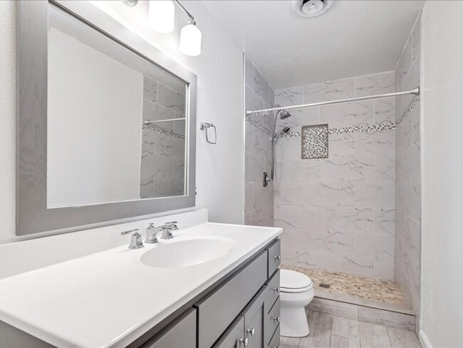 Building Photo - 336 Triplett Dr