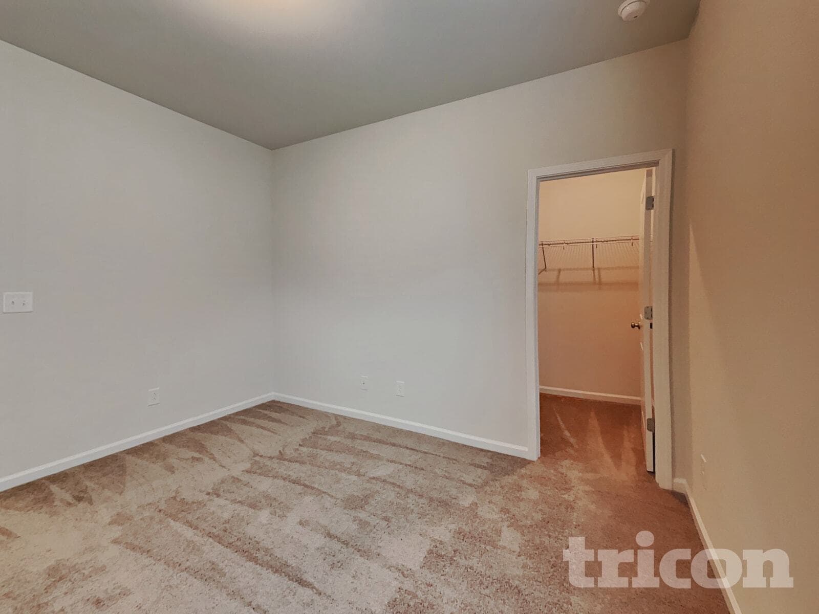 Building Photo - 646 Cam Cir