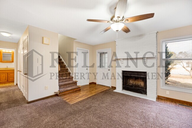 Building Photo - 1417 S Goebel Cir