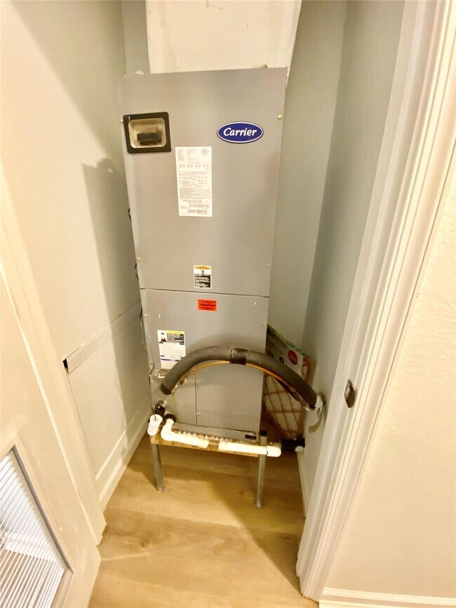 Building Photo - 8720 Cypress Walk Ct