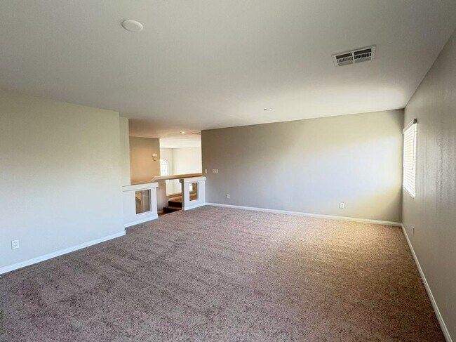 Building Photo - 6675 Coronado Crest Ave