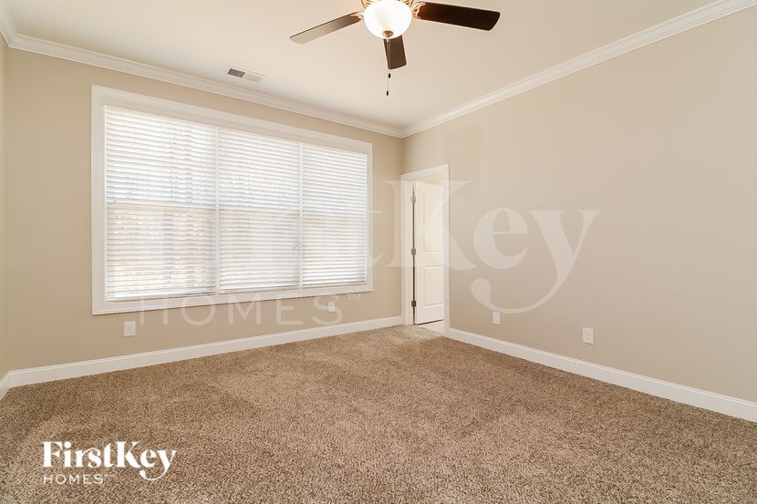 Building Photo - 159 Grey Hawk Dr