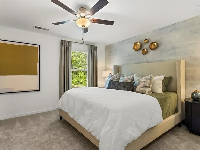 Building Photo - 220 Hickory Rdg Trl