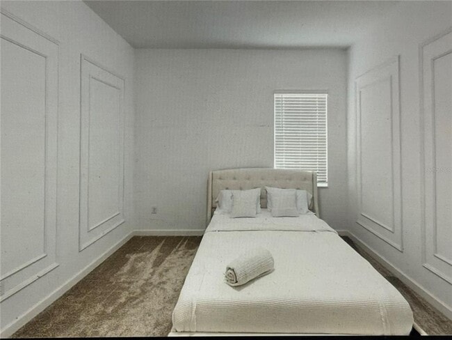 Building Photo - 8851 Fallen Oak Dr