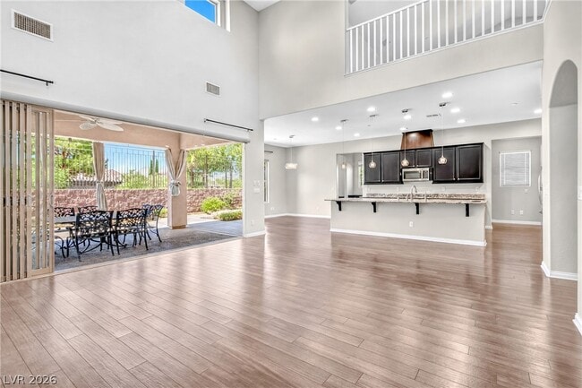 Building Photo - 2852 Josephine Dr