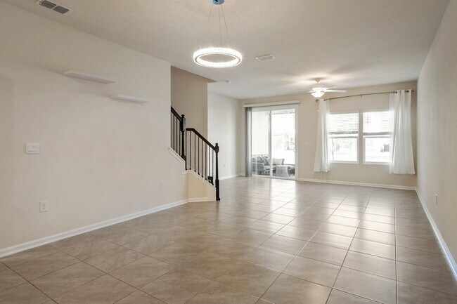 Building Photo - 73 Java Ln