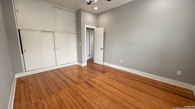 Building Photo - 107 Willim St