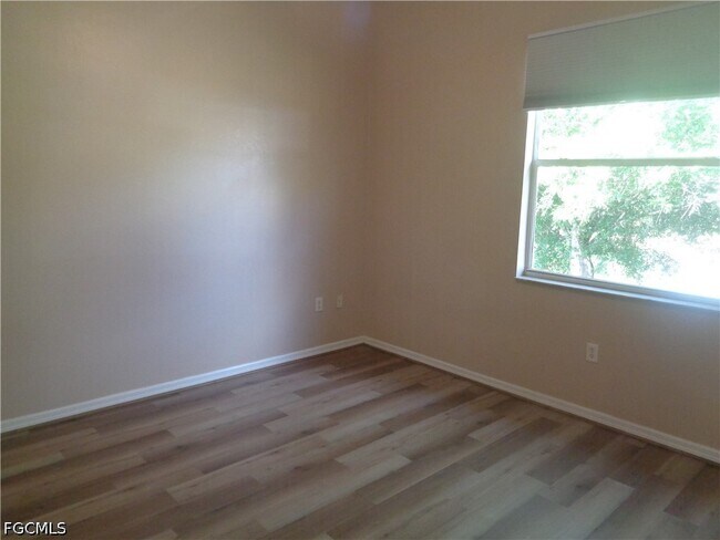 Building Photo - 2463 Nature Pointe Loop