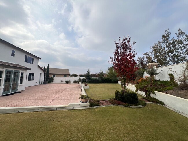 Building Photo - 14816 Huckleberry Dr