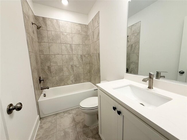 Building Photo - 2509 Oakbourne Ln