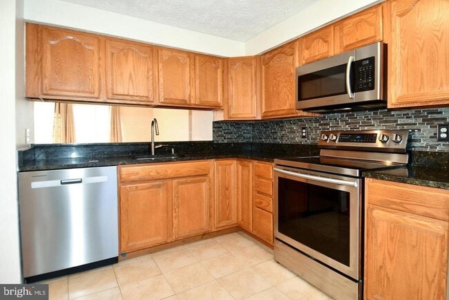 Building Photo - 8417 Cedar Falls Ct