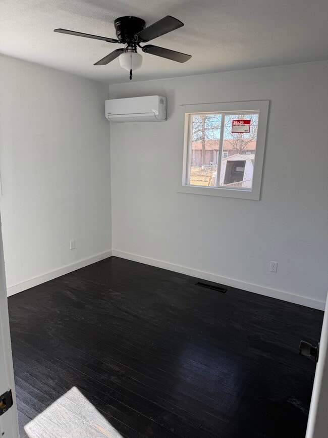 Building Photo - 1825 G St NW