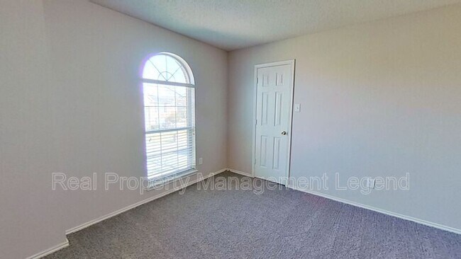 Building Photo - 478 Clearbranch Dr