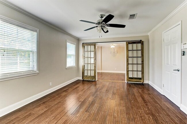 Building Photo - 10806 Wickersham Ln