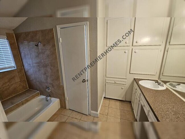 Building Photo - 11503 Illiad Ct