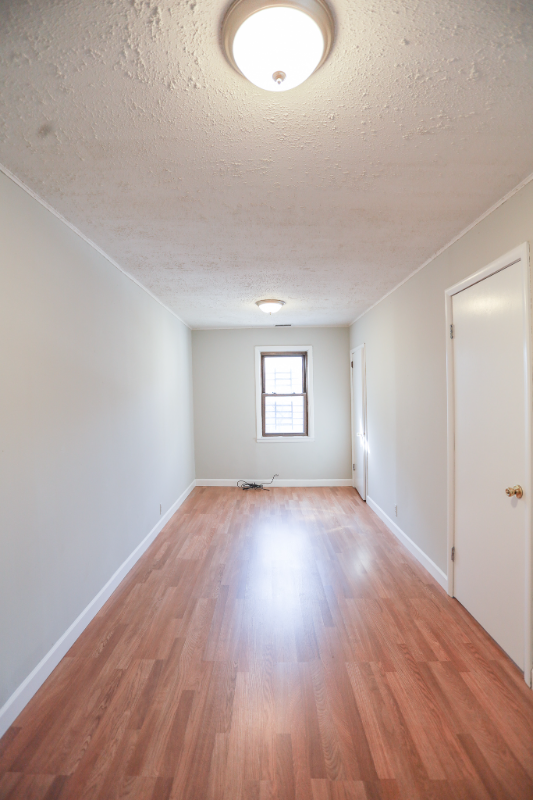 Building Photo - 1580 N Clybourn Ave
