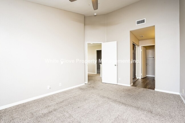 Building Photo - 3 Bedroom Montecido Condo with Amazing Views