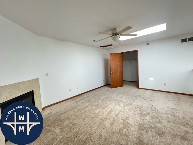 Building Photo - 3101 W Drexel Ave