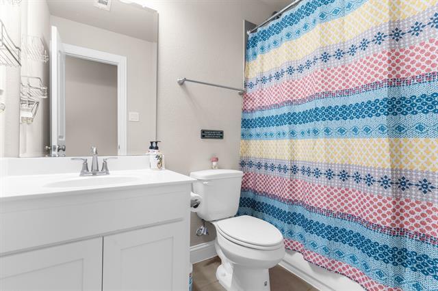 Building Photo - 106 Spanish Bluebell Dr