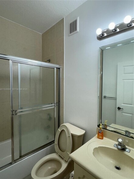 Building Photo - 8507 NW 140th Ter