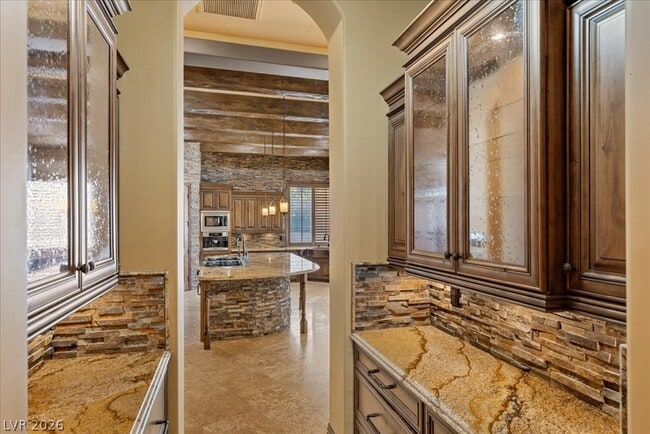 Building Photo - 514 Mandalay Ct