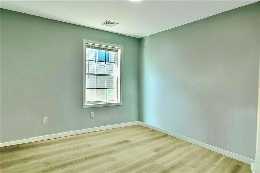 Building Photo - 119 Bowdoin St