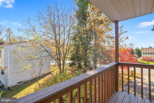 Building Photo - 10622 Cavalcade St