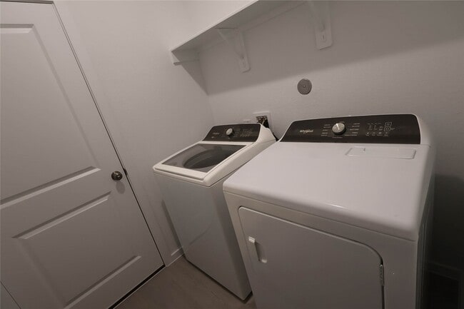 Building Photo - 15345 Dapple Blf Ln