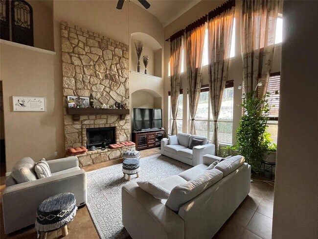 Building Photo - 7625 Crackling Creek Dr