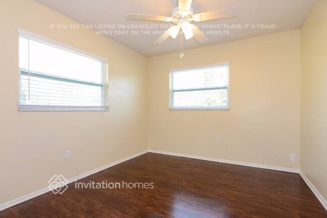 Building Photo - 5348 Colewood Pl