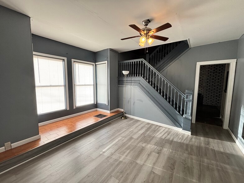 Building Photo - 1934 Butterfield Ave