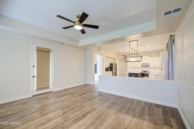 Building Photo - 4564 S Maverick Ct