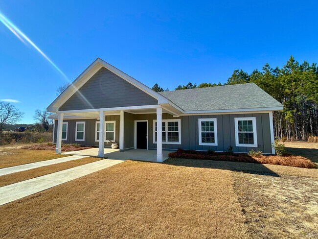 Building Photo - 242 Firefly Ln