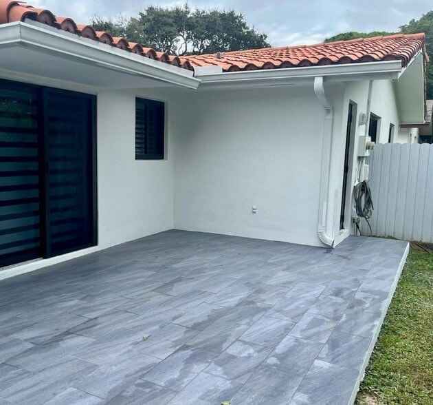Building Photo - 6005 NW 39th St