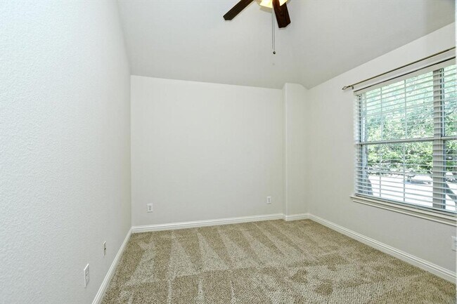 Building Photo - 2712 Brubeck Bend