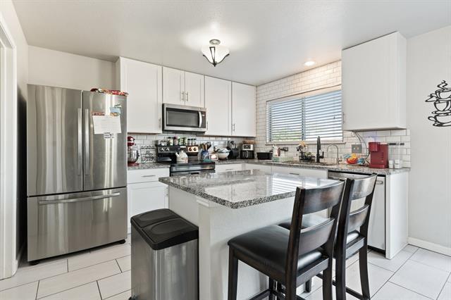 Building Photo - 10416 Winding Passage Way