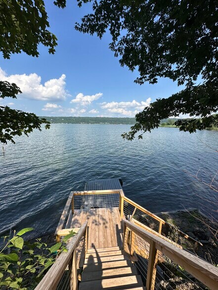 Building Photo - 835 Taughannock Blvd