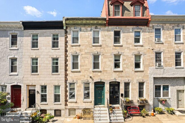 Primary Photo - 2411 Fairmount Ave