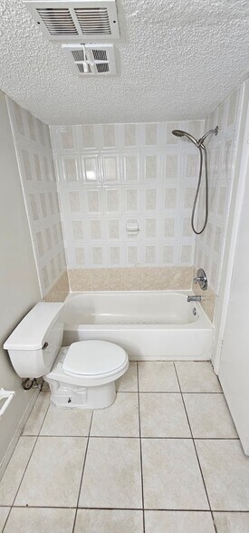 Building Photo - 2060 NW 81st Ave