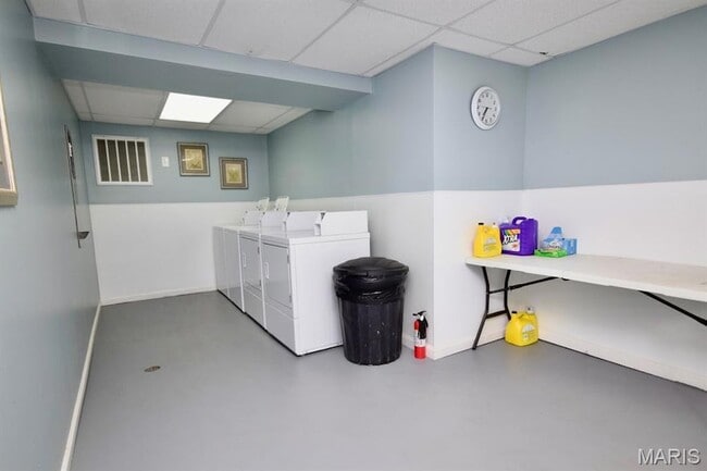 Building Photo - 511 N 5th St