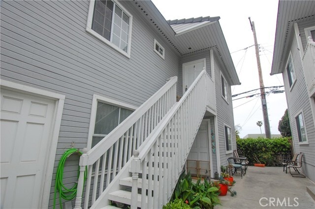 Building Photo - 142 W Marquita