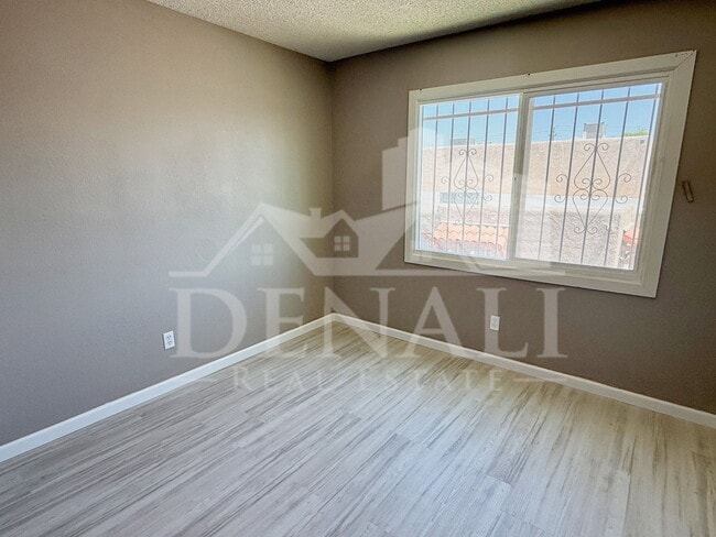 Building Photo - 6714 W Monterosa St