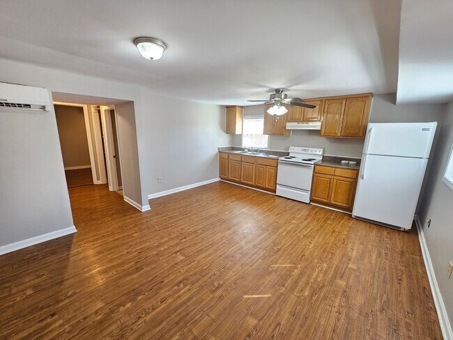 Building Photo - 777 Old Embreeville Rd